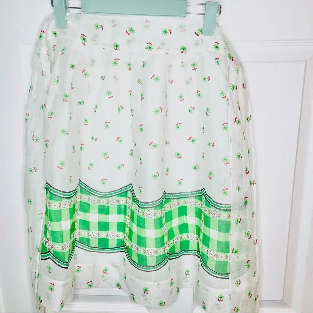 Floral Handmade Vintage Apron Skirt Tie Back Red Green White OS